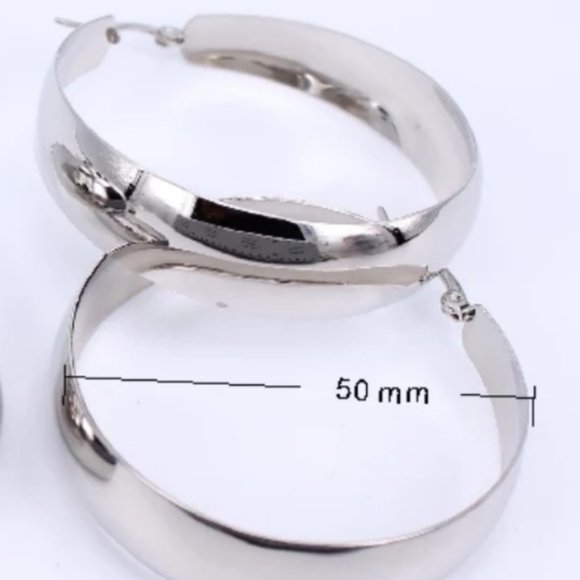 New 18K White Gold 1.5'' Round Chunky Hoop Earrings - Picture 4 of 4